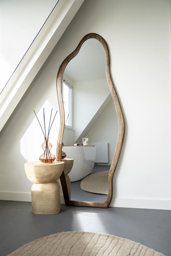 Floor Mirror Laban