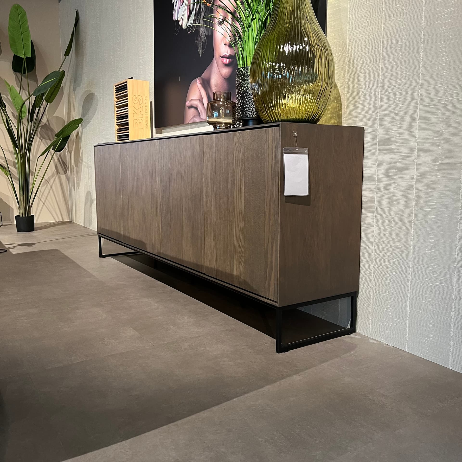 Showroommodel Dressoir Ettic