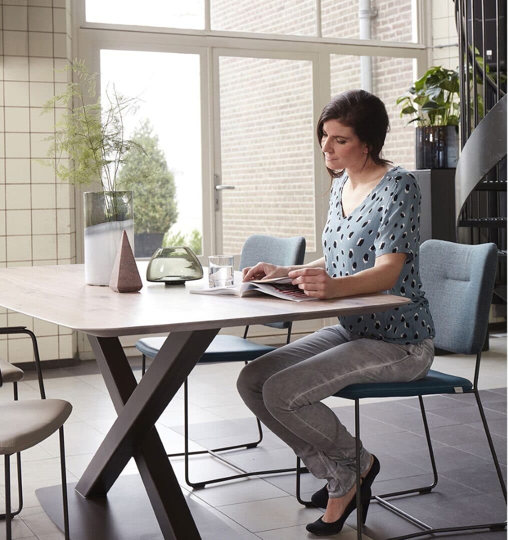 Eetkamertafel Table Talk Bert Plantagie - 2