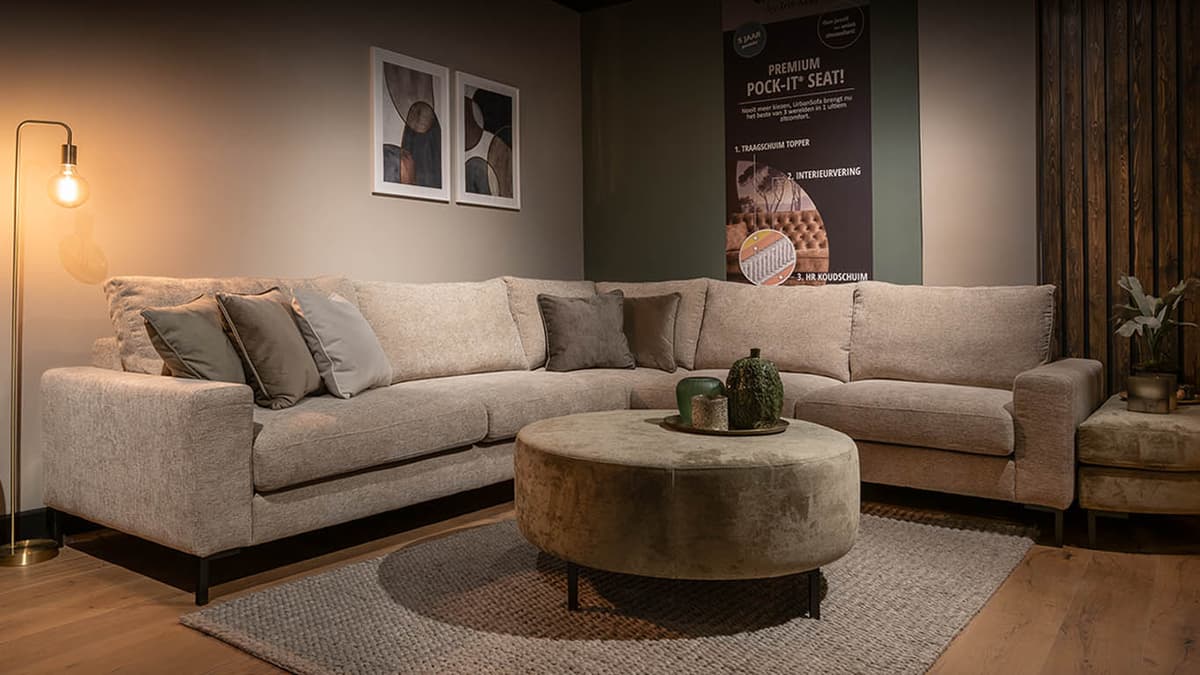 Bank Lausanne - UrbanSofa - 5