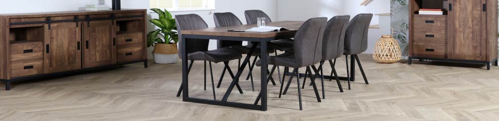 Eetkamertafels